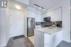 2815 - 35 WATERGARDEN DRIVE Mississauga