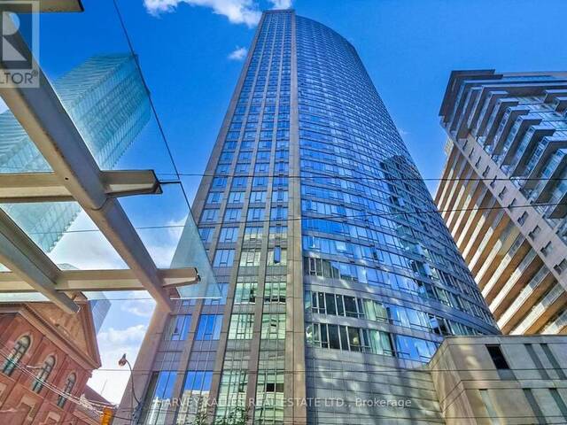 817 - 210 VICTORIA STREET Toronto Ontario