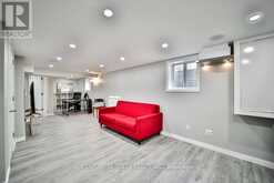 79 WARWICK CASTLE COURT Toronto