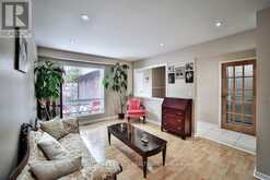 79 WARWICK CASTLE COURT Toronto