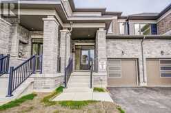 8 ROCHESTER DRIVE Barrie