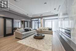 501 - 293 THE KINGSWAY Toronto