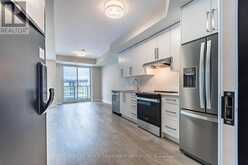 818 - 3220 WILLIAM COLTSON AVENUE Oakville