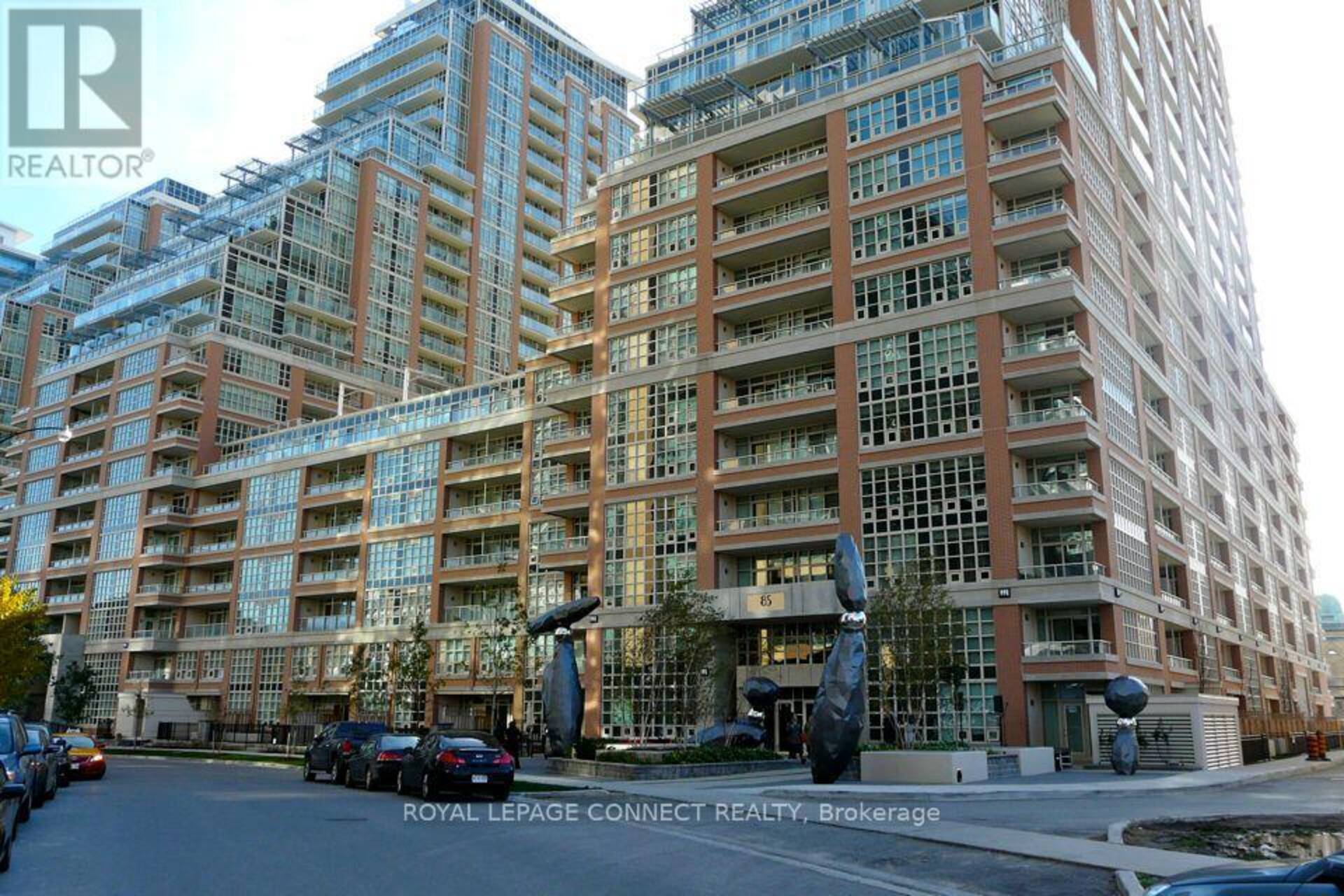 1809 - 75 EAST LIBERTY STREET Toronto