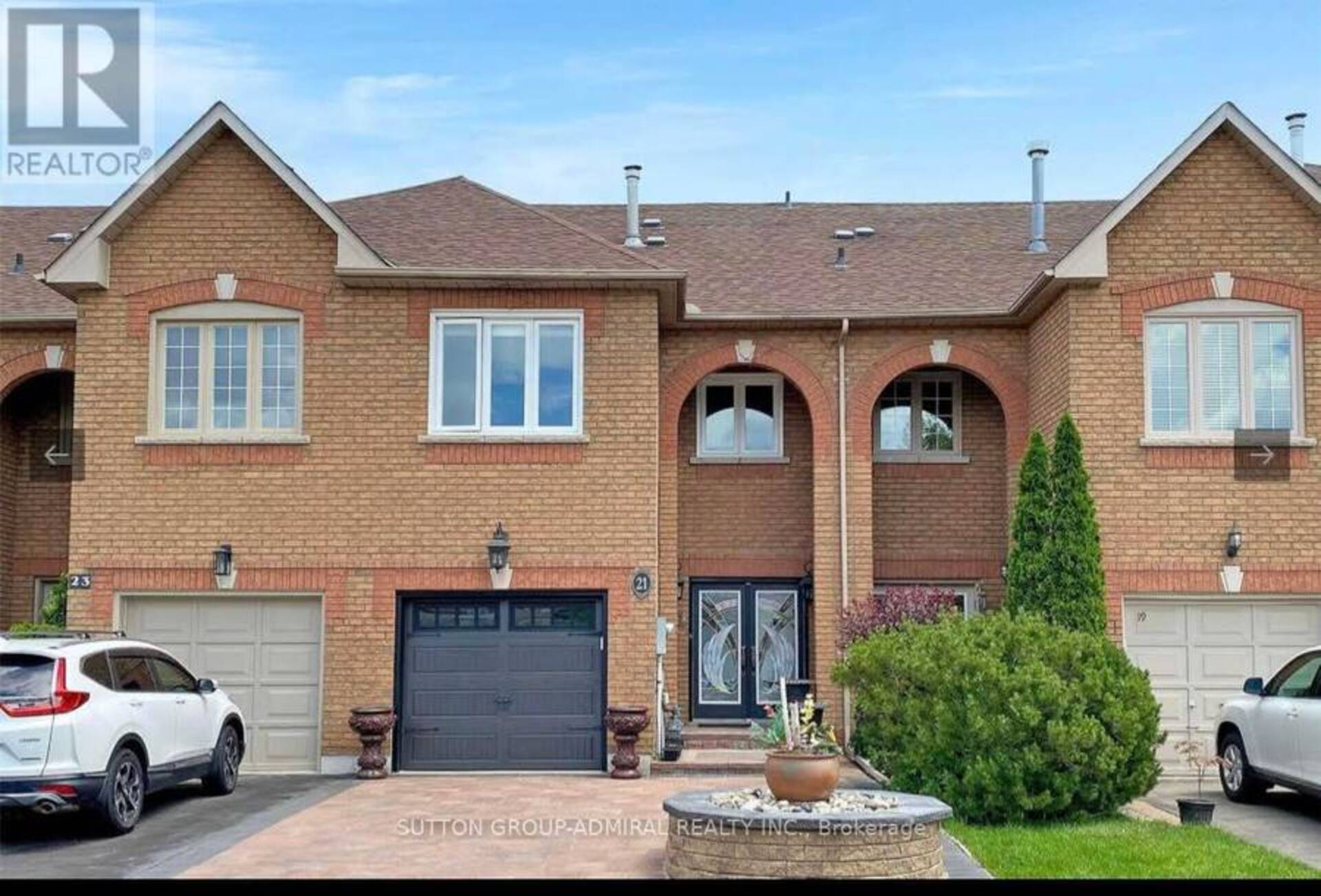 21 MIRIAM GARDEN WAY Vaughan