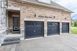 10 GLADYS ROLLING AVENUE East Gwillimbury