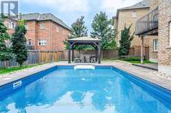 10 GLADYS ROLLING AVENUE East Gwillimbury