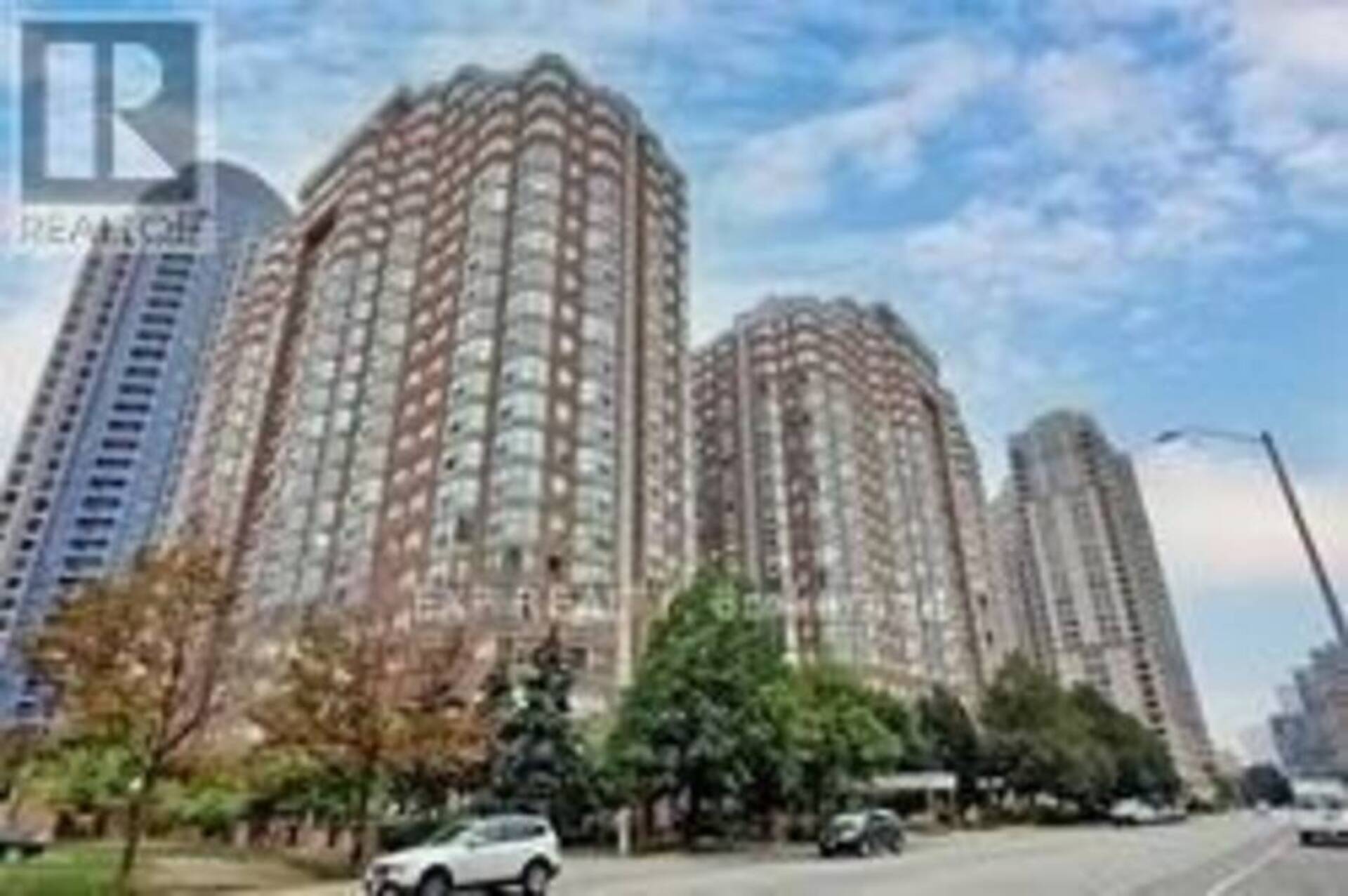 312 - 335 WEBB DRIVE Mississauga