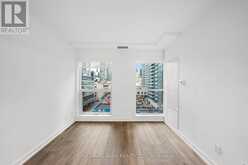 608 - 327 KING STREET W Toronto