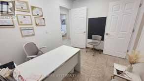 212 - 10720 YONGE STREET Richmond Hill