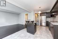 525 TERRACE WAY Oakville