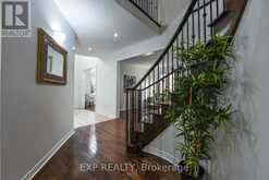 11 CAIRNBURG DRIVE Brampton