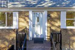 226 OAKRIDGE DRIVE Toronto