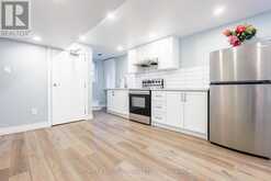 226 OAKRIDGE DRIVE Toronto