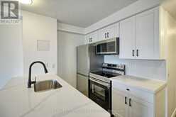 810 - 15 MAPLEWOOD AVENUE Toronto