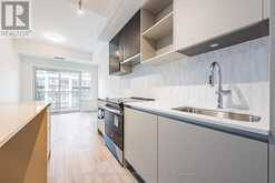 721 - 395 DUNDAS STREET W Oakville