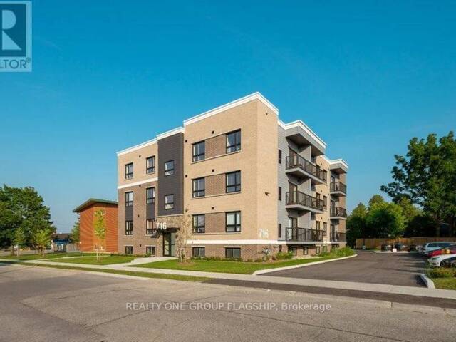 004 - 716 GLEN FORREST BOULEVARD Waterloo Ontario