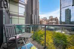 709 - 18 YORKVILLE AVENUE Toronto