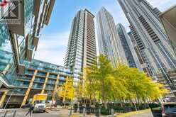 709 - 18 YORKVILLE AVENUE Toronto