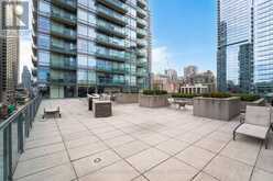 709 - 18 YORKVILLE AVENUE Toronto