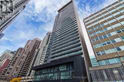 201 - 770 BAY STREET Toronto