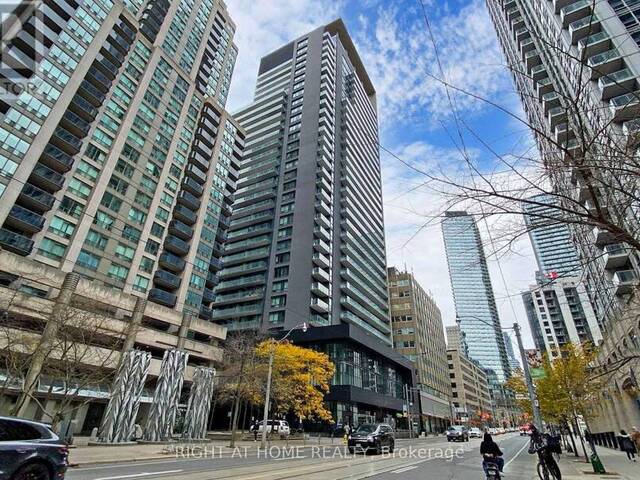 201 - 770 BAY STREET Toronto Ontario