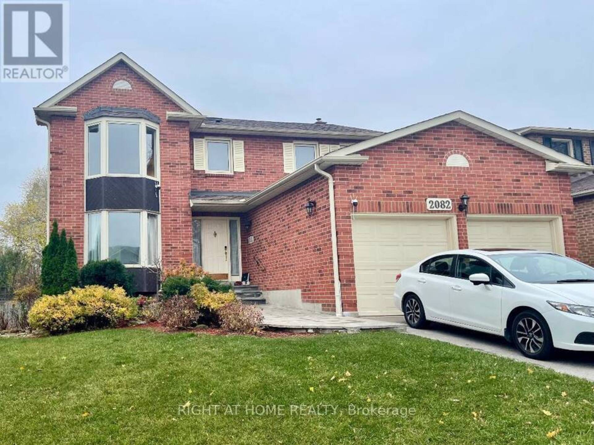 2082 FOLKWAY DRIVE Mississauga