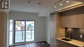 212 - 863 ST. CLAIR AVENUE W Toronto