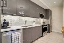 512 - 657 CRICKLEWOOD DRIVE Mississauga