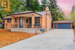 121 LAURENTIAN DRIVE N London