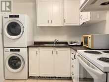 ROOM 2 - 33 YATESBURY ROAD Toronto