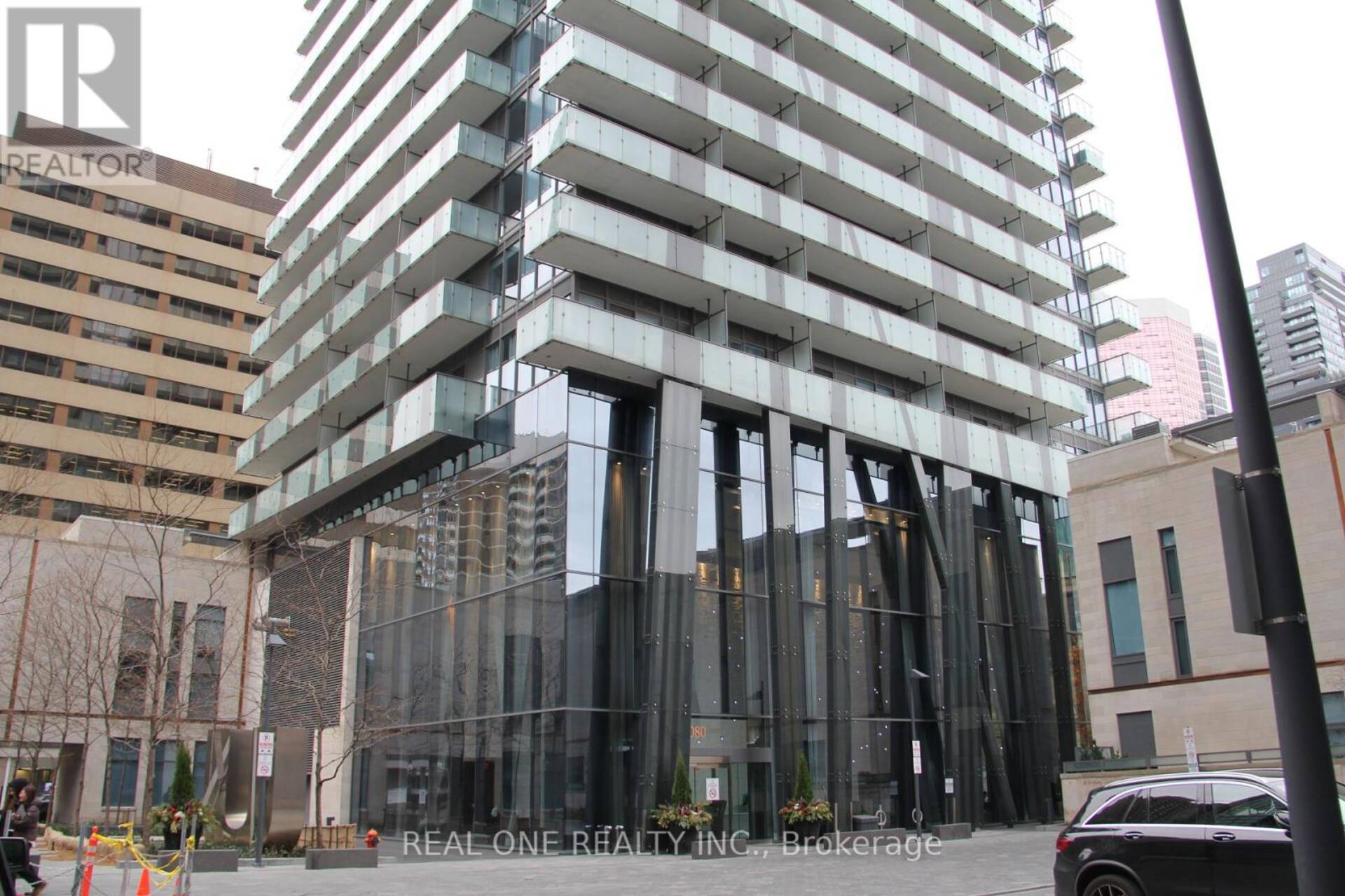 1811 - 1080 BAY STREET Toronto