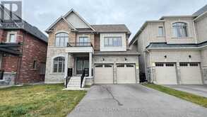 31 CONCERT HILL WAY East Gwillimbury