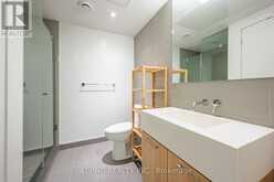 323 - 560 KING STREET W Toronto