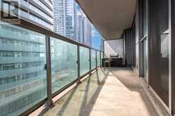 1007 - 19 GRAND TRUNK CRESCENT Toronto