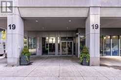 1007 - 19 GRAND TRUNK CRESCENT Toronto