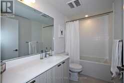 1213W - 27 BATHURST STREET Toronto