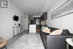 1213W - 27 BATHURST STREET Toronto