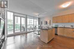 405 - 2240 LAKESHORE BOULEVARD W Toronto