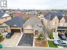 25 AMBOISE CRESCENT Brampton