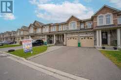 35 HOGAN MANOR DRIVE Brampton