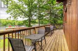 42 TODHOLM DRIVE Muskoka