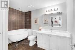 402 - 41 FERNDALE DRIVE S Barrie