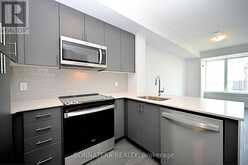 613 - 3200 WILLIAM COLTSON AVENUE Oakville