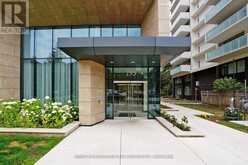 701 - 293 THE KINGSWAY Toronto