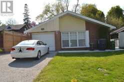 74 OAKLEY BOULEVARD Toronto