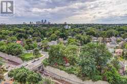 419 - 23 GLEBE ROAD W Toronto