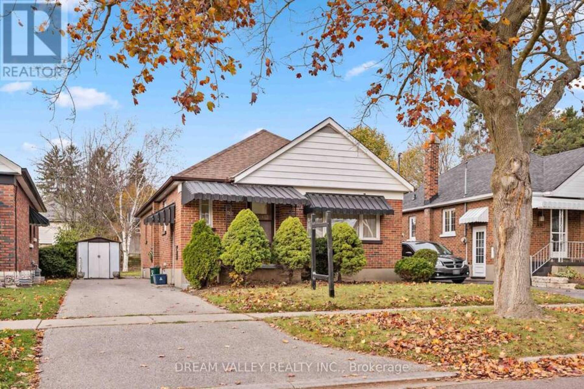 104 OAKES AVENUE Oshawa