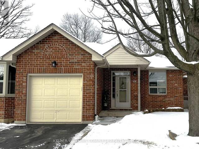 44 GREENTRAIL DRIVE Hamilton Ontario