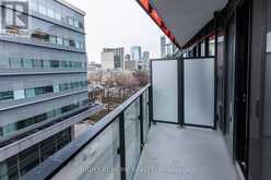 607 - 215 QUEEN STREET W Toronto